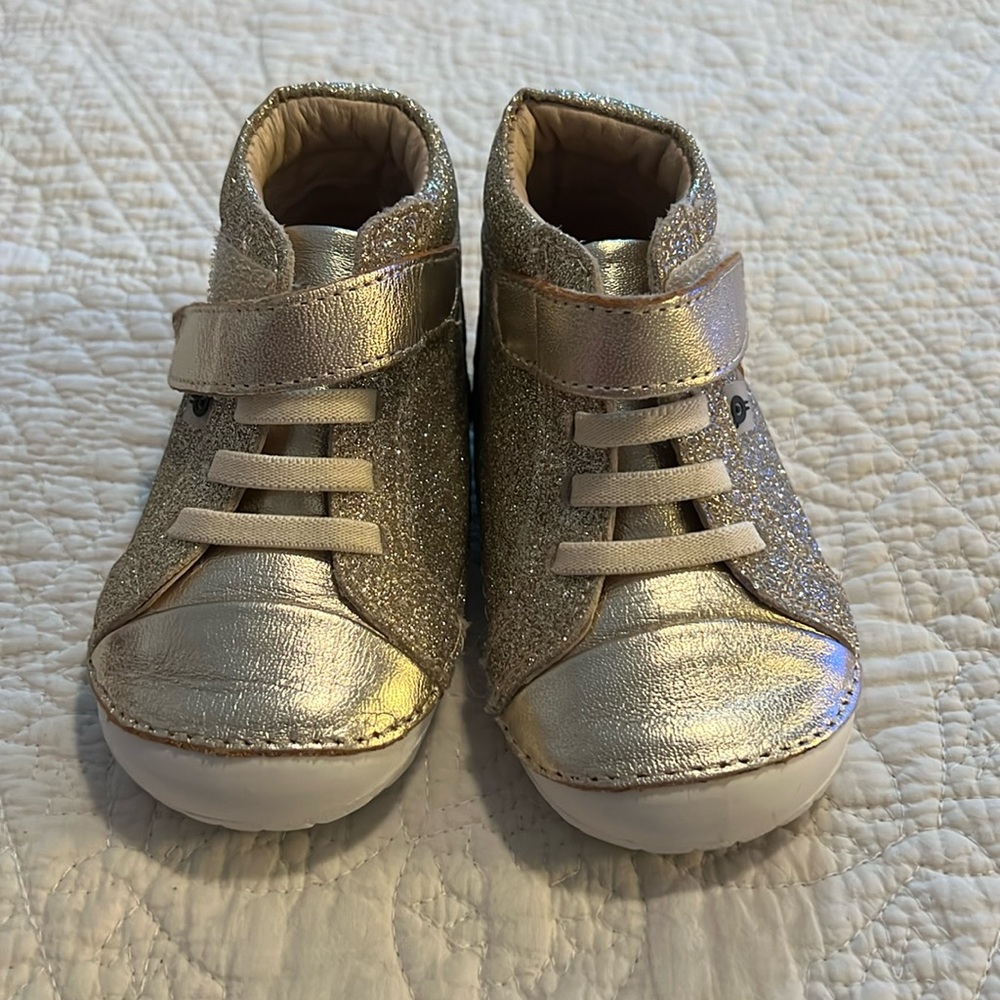 COPY - These shoes were worn around the house one time. Excellent condition.